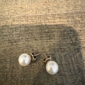 Tiffany and Co White Pearl Stud Earrings - Elegant Women's Jewelry
